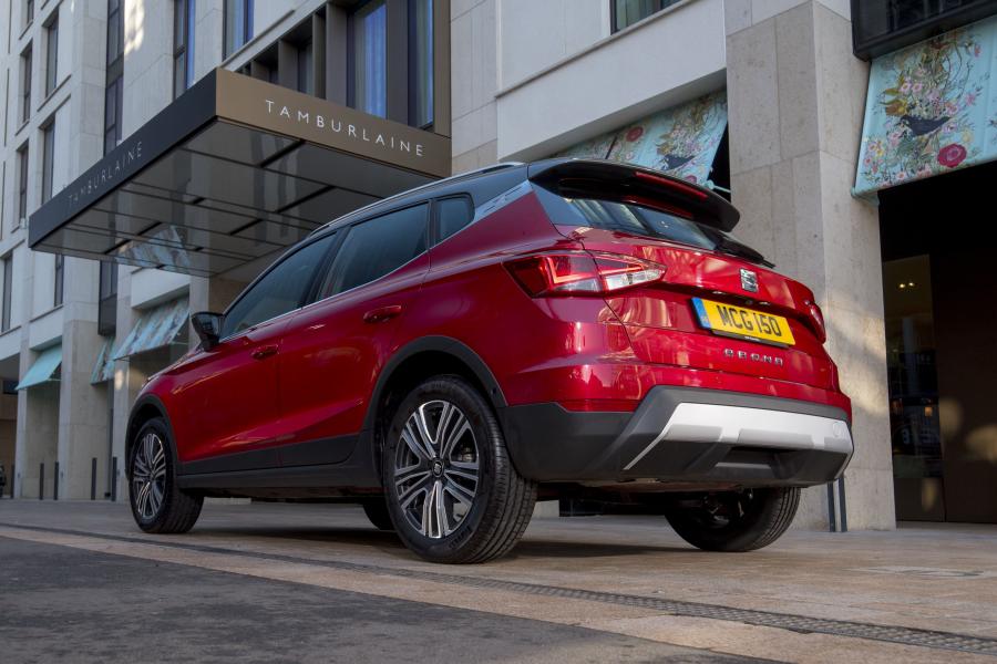  Seat Arona Xcellence 2017 года  (UK) (фото 40 из 40)